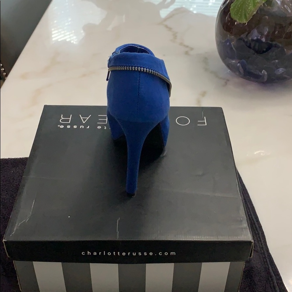 Platform heels - Picture 2 of 4